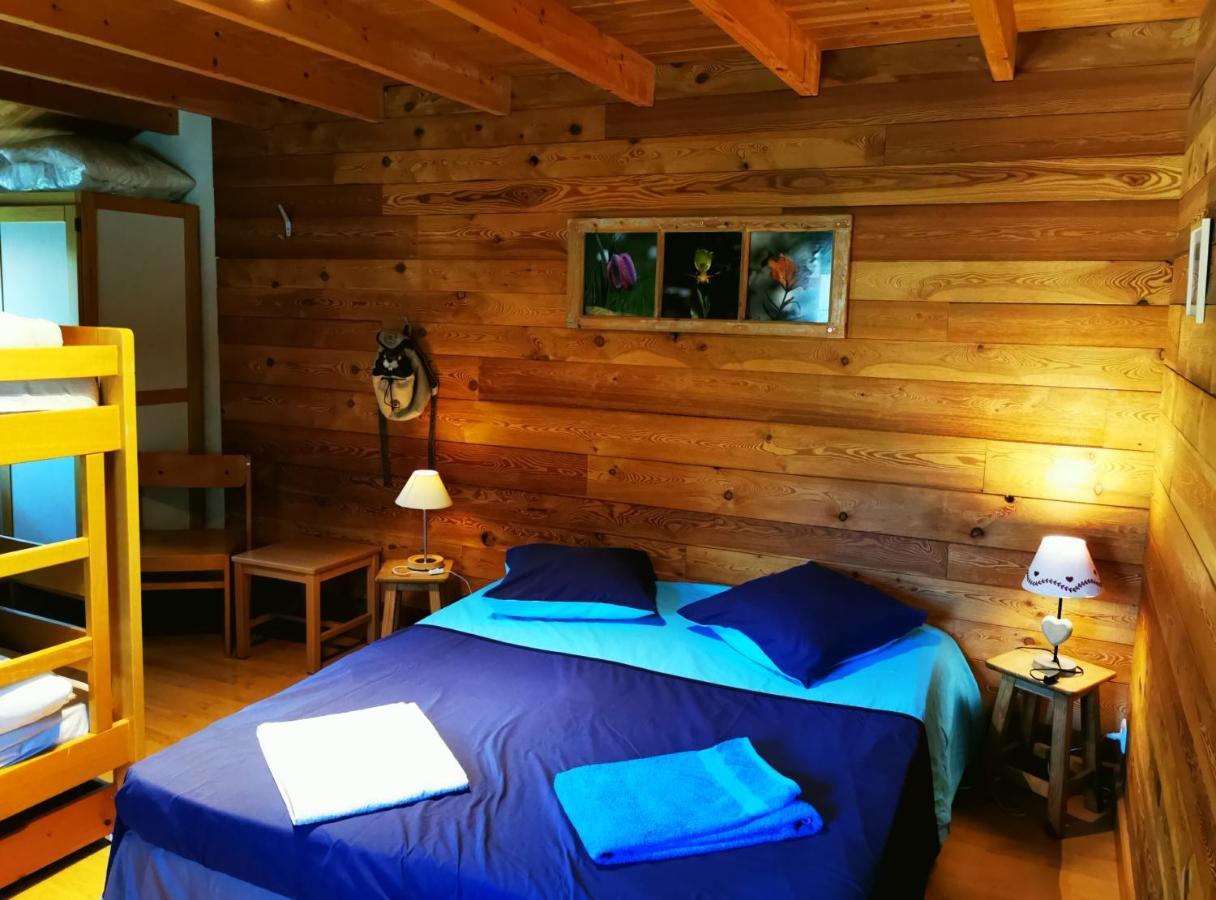 Gite D'Etape Auberge De L'Ardoisiere 조시에르 외부 사진
