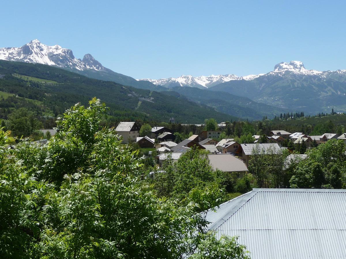 Gite D'Etape Auberge De L'Ardoisiere 조시에르 외부 사진